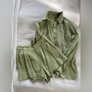 Billabong Perfect Day shorts + shirt set in sage green.